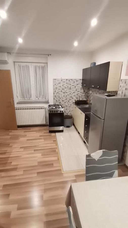 Trilj Apartman Jurika Luaran gambar