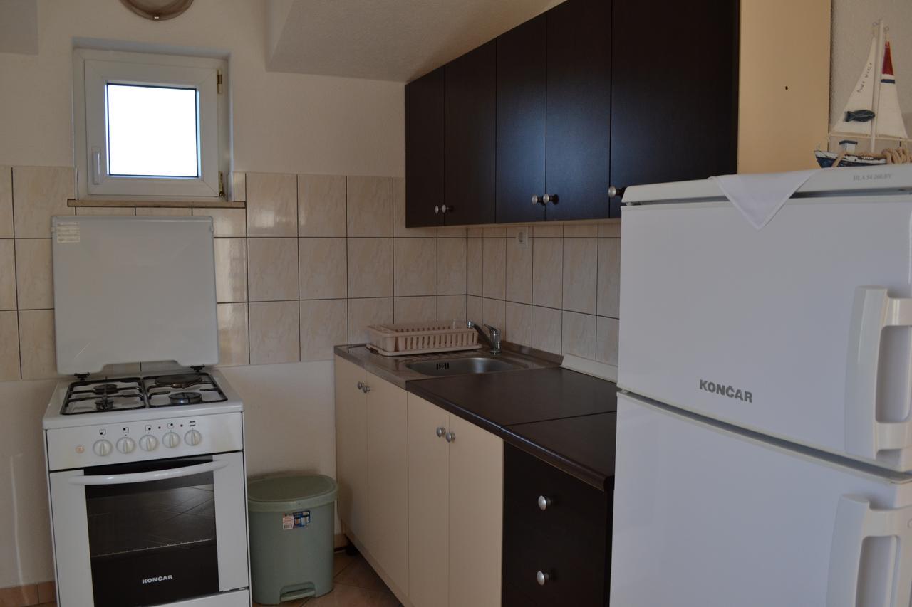 Trilj Apartman Jurika Luaran gambar